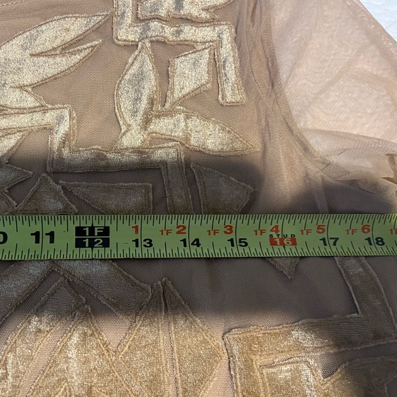 Chicos Shear mesh/lined top Size 1 - Picture 8 of 9